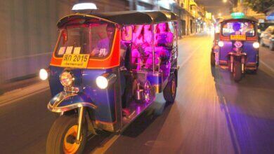 Bangkok by Night: Temples, Markets and Food Tuk-Tuk Tour